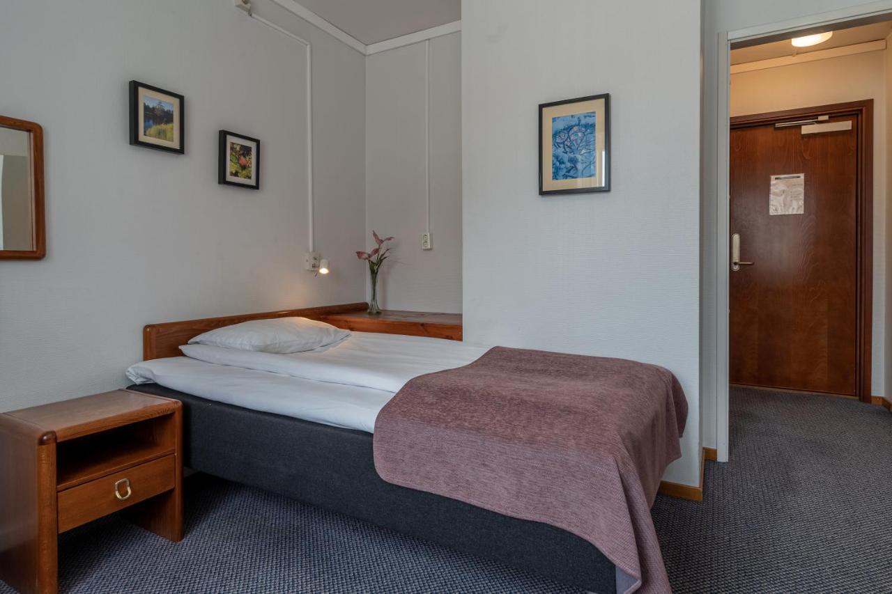 Hotell Villa Sparta Эльвсбюн Экстерьер фото